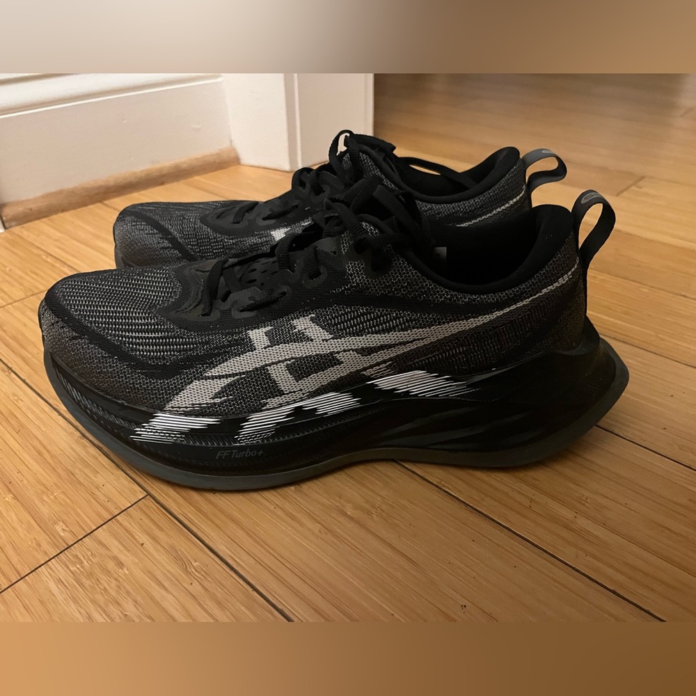 ASICS Superblast 2